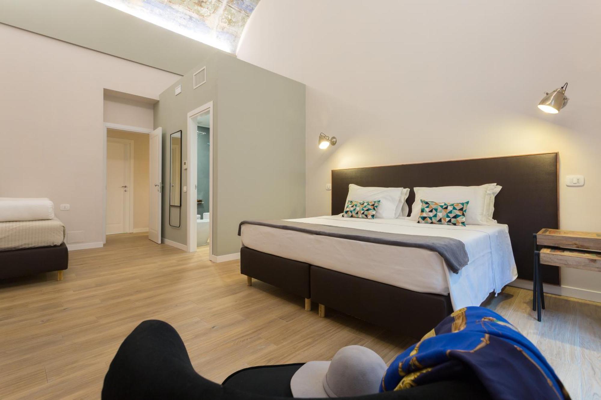 Bellaroto & Guest house